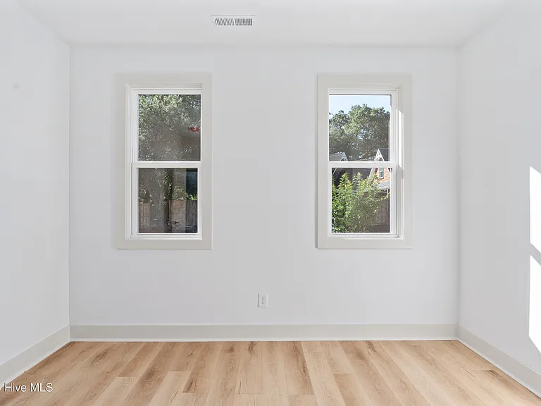 1106 Tree Canopy Way — Photo 18
