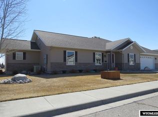 4255 Windsong Dr, Riverton, WY 82501