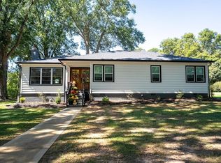 202 Pine St, Gaffney, SC 29340