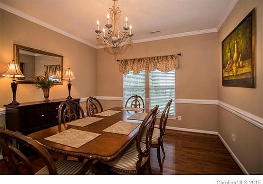4th image of 2167 Southridge Dr