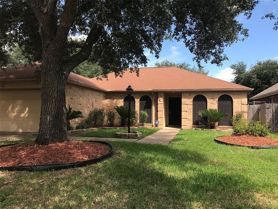 1st image of 3406 Wildhawk Dr