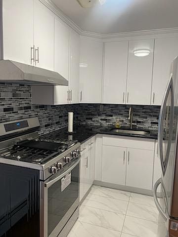 1st image of 383 Brinsmade Ave