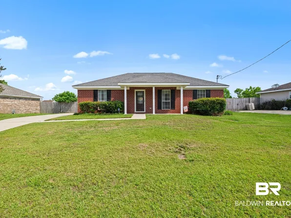 13598 James Copeland Dr, Mobile, AL 36695