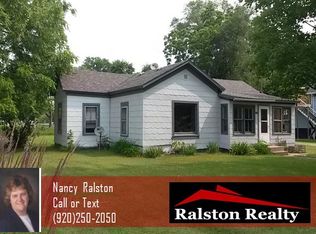 406 E Alfred St, Weyauwega, WI 54983