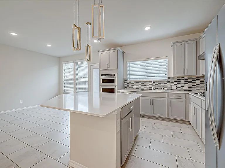 10511 Blankiet Ln — Photo 14