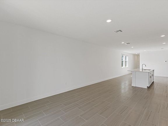 5th image of 248 Links Terrace Blvd