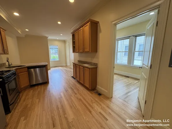 25 Lothrop St, Brighton, MA