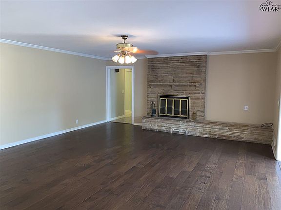 5th image of 2411 Clayton Ln