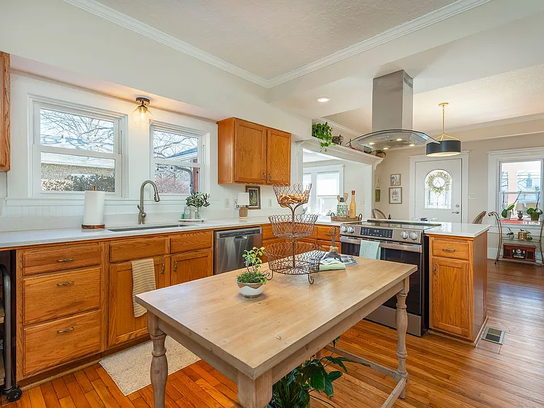829 Montreat Rd — Photo 31