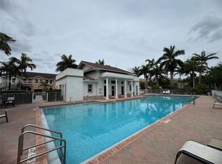 2417 SE 10th St, Homestead, FL 33035