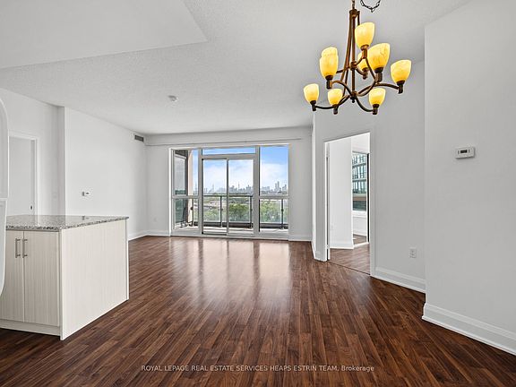 2nd image of 160 Vanderhoof Ave #913