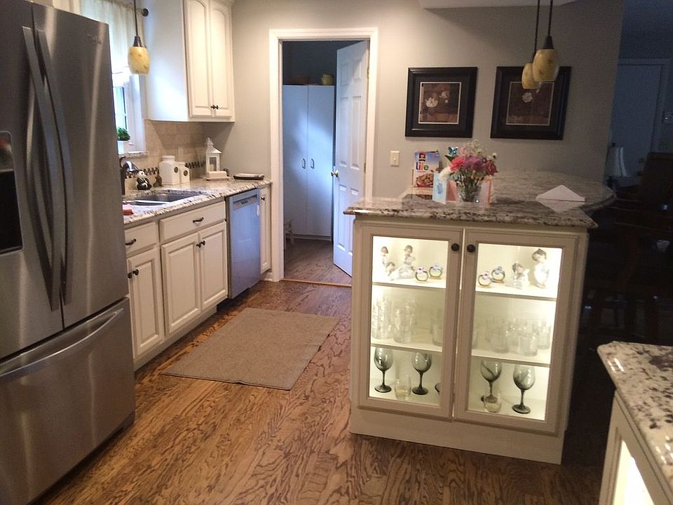 1st image of 5903 Terrace Park Dr