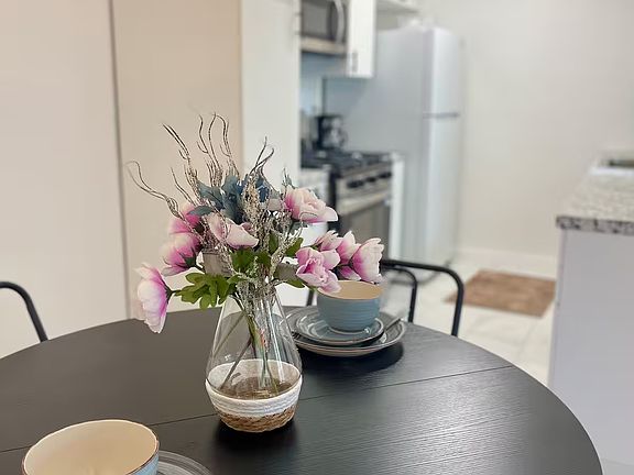 4th image of 8990 19th St APT 201