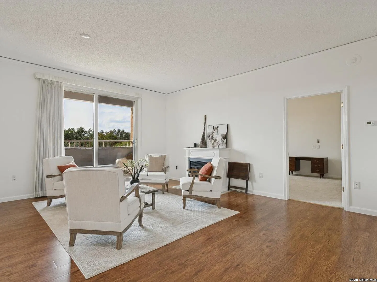2 bed, 1484 sqft, $4,490 — Photo 3