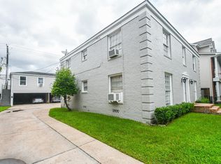 2720 Wroxton Rd, West University Place, TX 77005