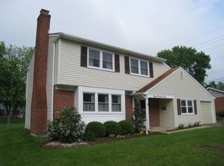 898 Wilson Dr, Dover, DE 19904