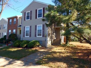 13 Siedler Ln, Sayreville, NJ 08872