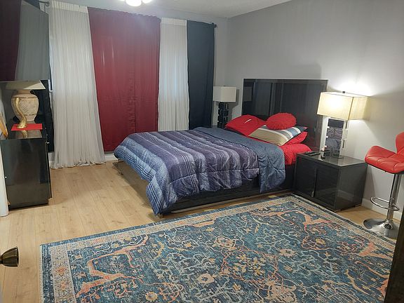5th image of 5250 Las Verdes Cir APT 114