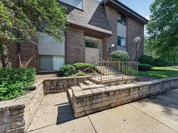 1447 Wildflower Way APT 204, South Bend, IN 46617