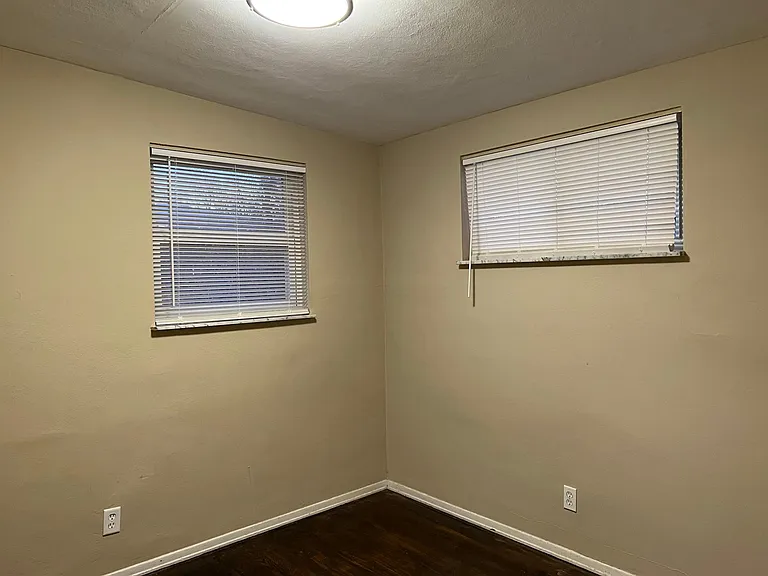 3140 Glenwood Ct — Photo 6