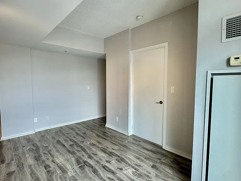 68 Abell St #640 — Photo 3