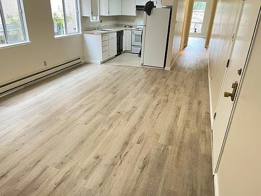 2nd image of 3-809 Rollins Rd #3