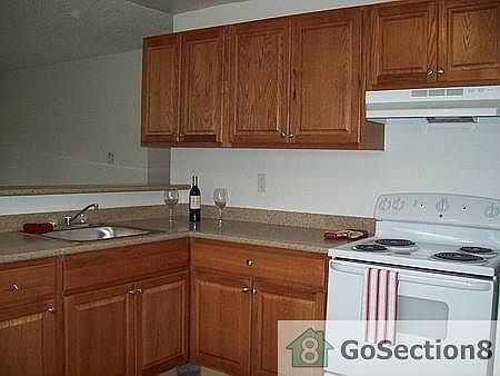 4th image of 16702 31st Ave S APT 101