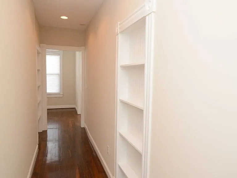 436 Dinwiddie St #2 — Photo 4