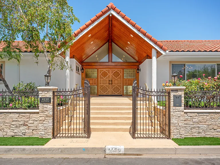 4159 Regal Oak Dr — Photo 60