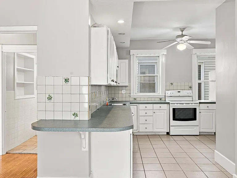 147 Murdock St #1 — Photo 2