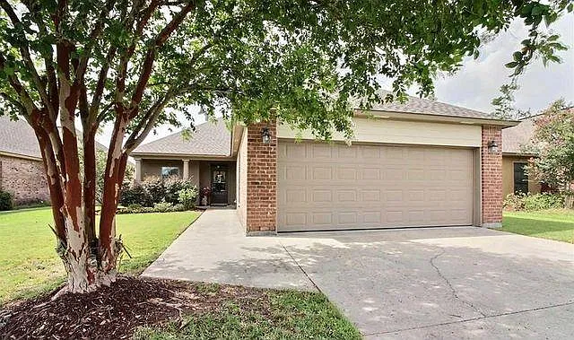 3366 Southlake Ave