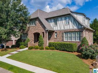 709 Hampden Place Cir, Vestavia, AL 35242