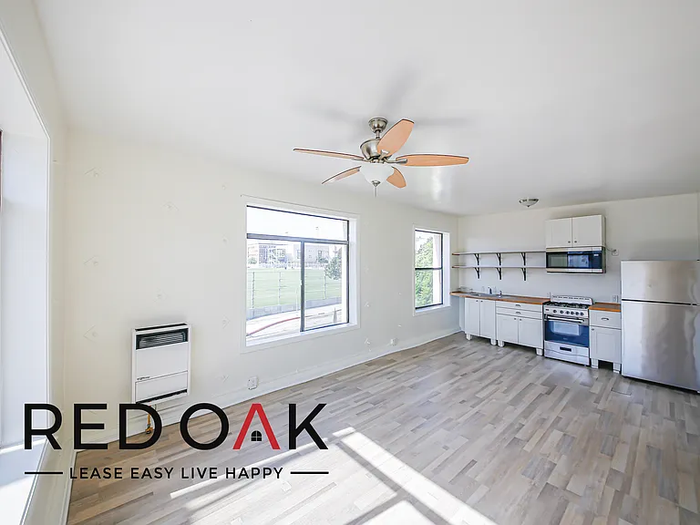 692 Valencia St #309 — Photo 11