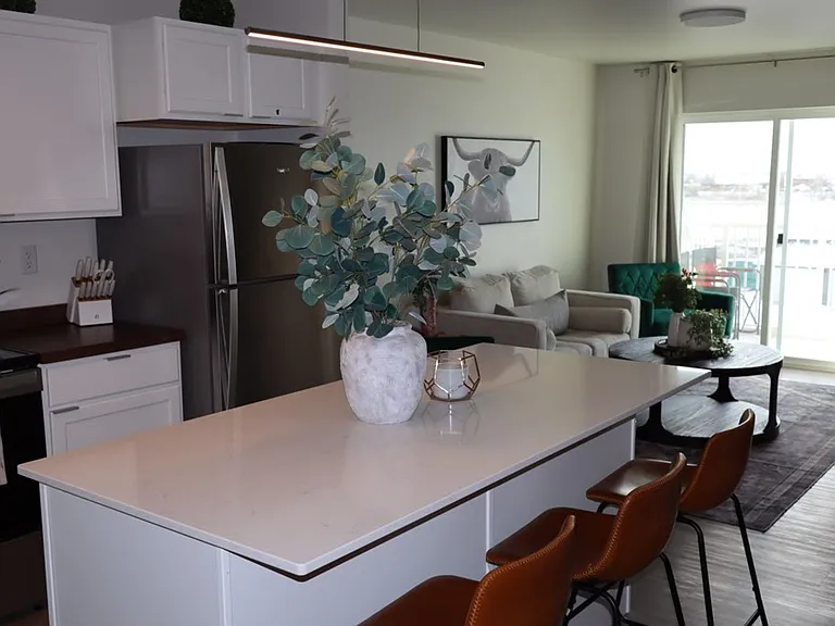 Rail10 Lofts — Photo 13