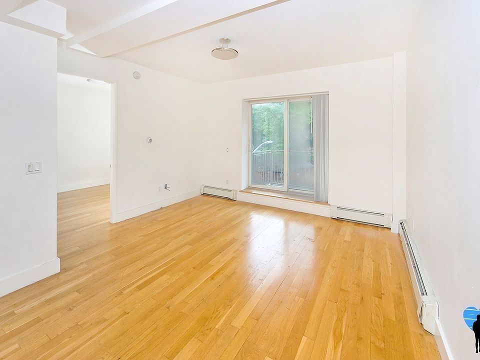 1st image of 591 Flushing Ave #3RC