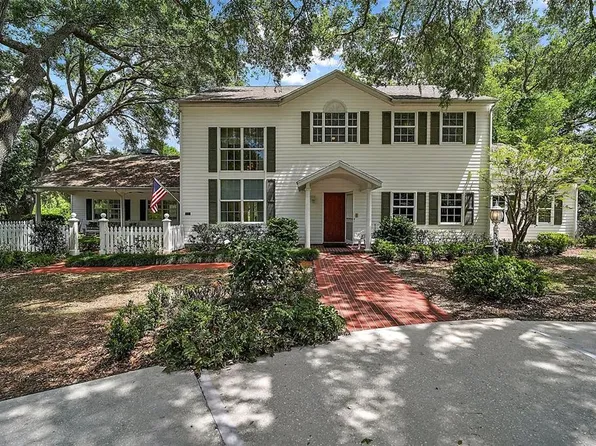 3630 Oak St, Mount Dora, FL 32757