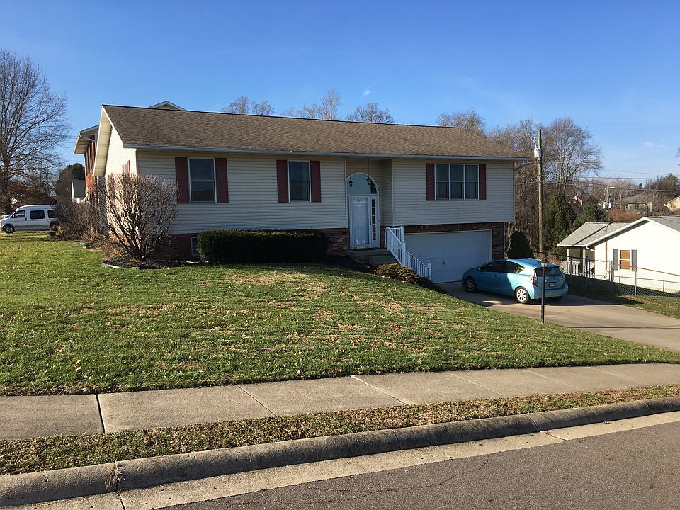 1st image of 975 Elizabeth Ave