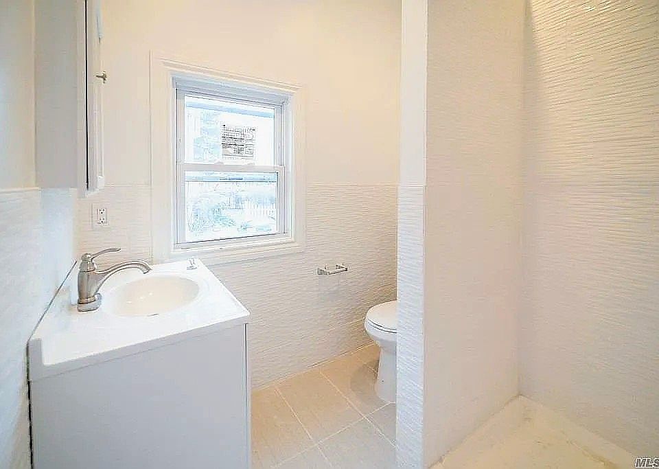 1st image of 16 Mount Ave