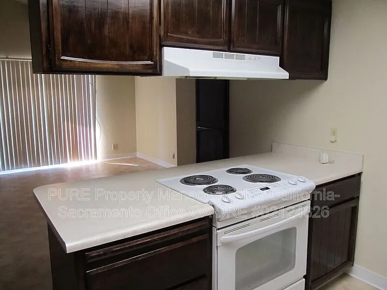 5541 Aspenwood Ct — Photo 7
