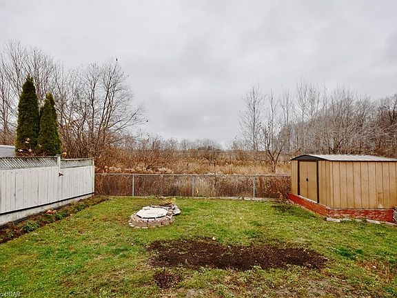 5th image of 1088 Leslie Dr