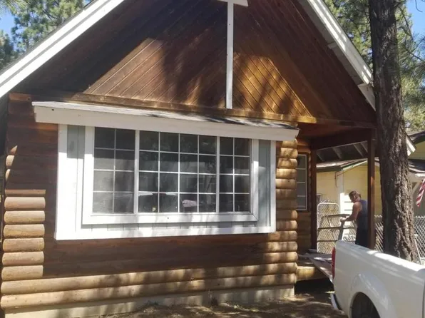 916 D Ln, Big Bear City, CA 92314