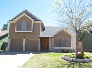 8401 Los Ranchos Dr, Austin, TX 78749