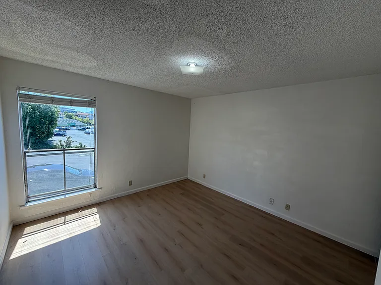1831 Harrison St #1 — Photo 10