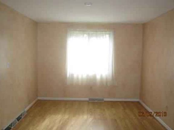 2nd image of 219 Lucas Dr
