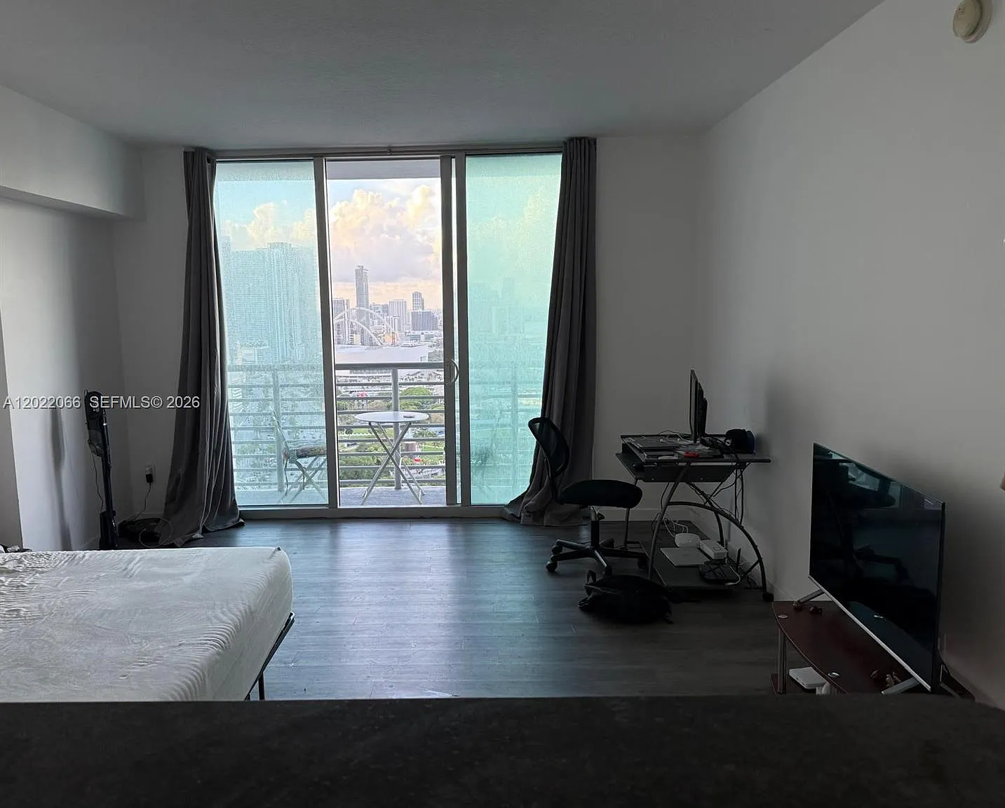 One Miami West Condo — Photo 3