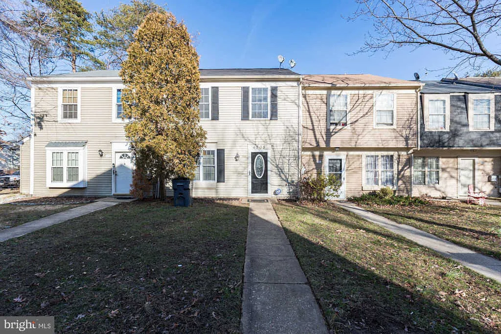 4308 Drake Ct photo 1