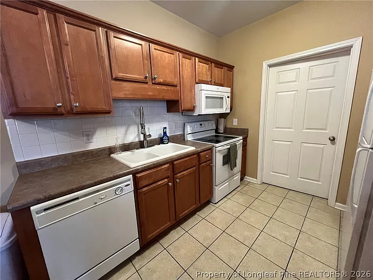 621 Marshtree Ln #305 — Photo 10