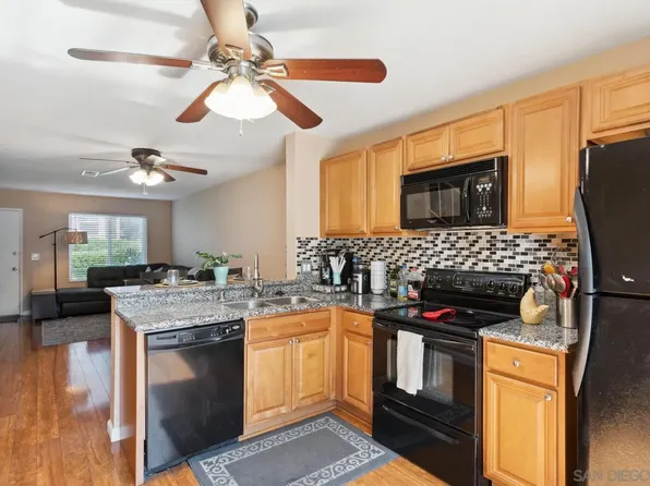 10132 Peaceful Ct, Santee, CA 92071