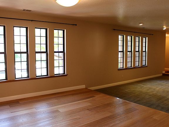 LIving/dining room
