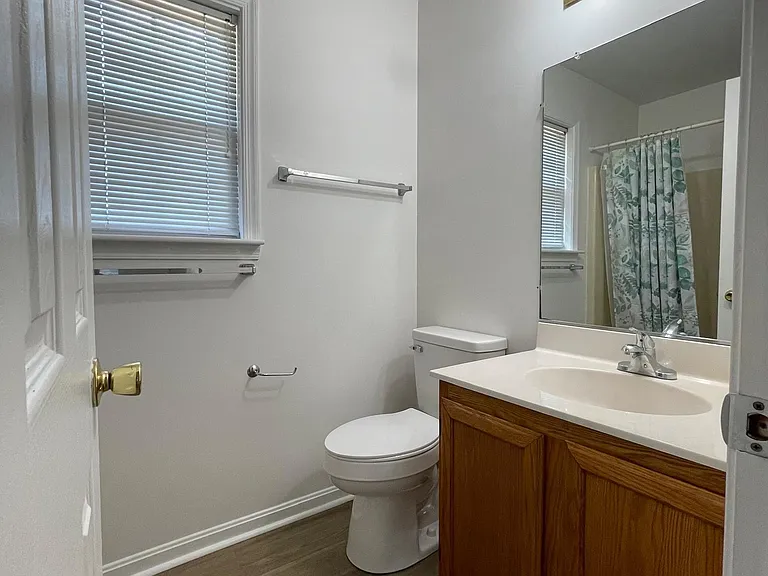 8346 Lincoln Dr — Photo 18